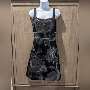 White House Black Market dress with embroidery